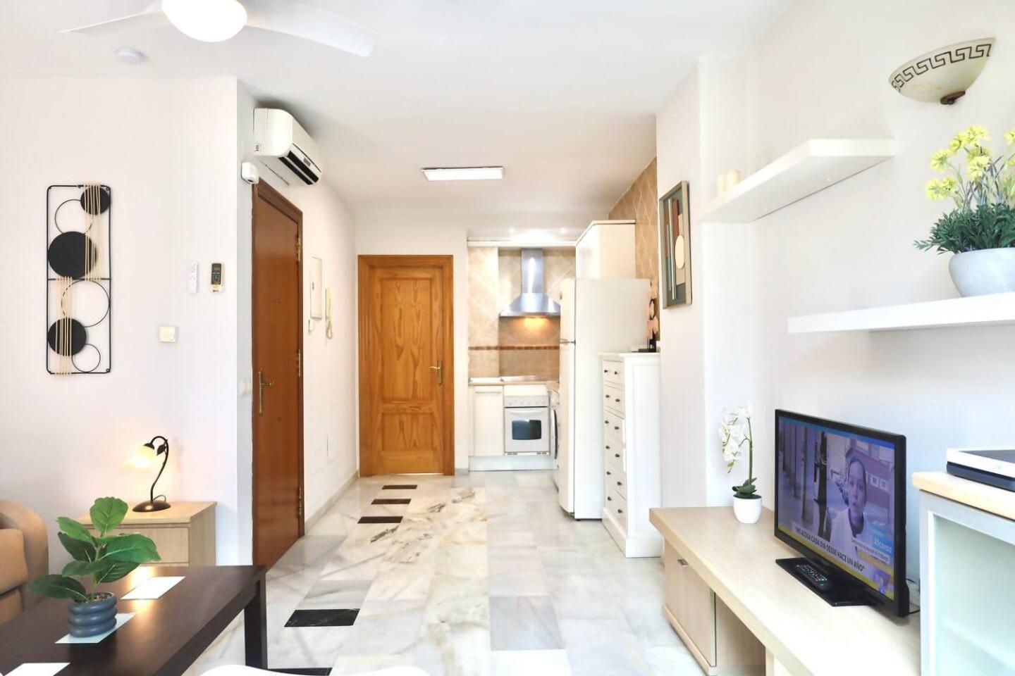 Cyv Fun Beach & Relax 1 Bed 1 Bath Фуэнхирола Номер фото