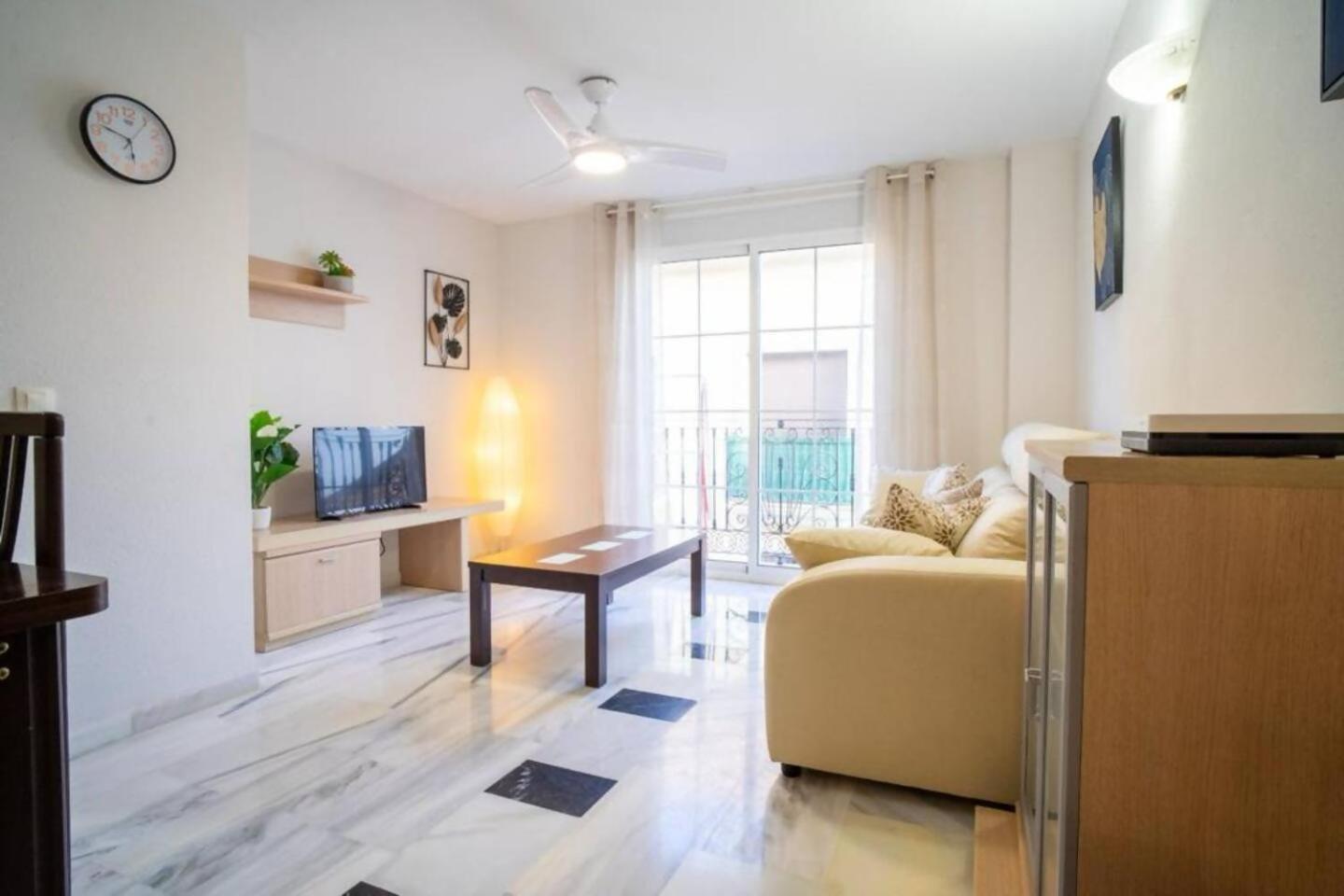Cyv Fun Beach & Relax 1 Bed 1 Bath Фуэнхирола Номер фото