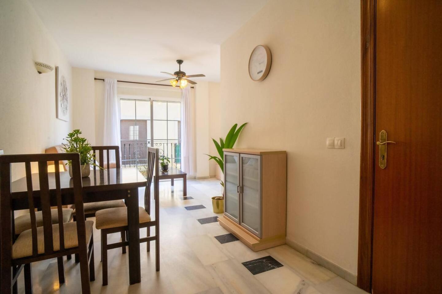 Cyv Fun Beach & Relax 1 Bed 1 Bath Фуэнхирола Номер фото